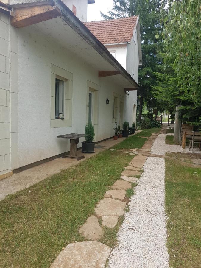 Belette Apartments & Park Нікшич Екстер'єр фото
